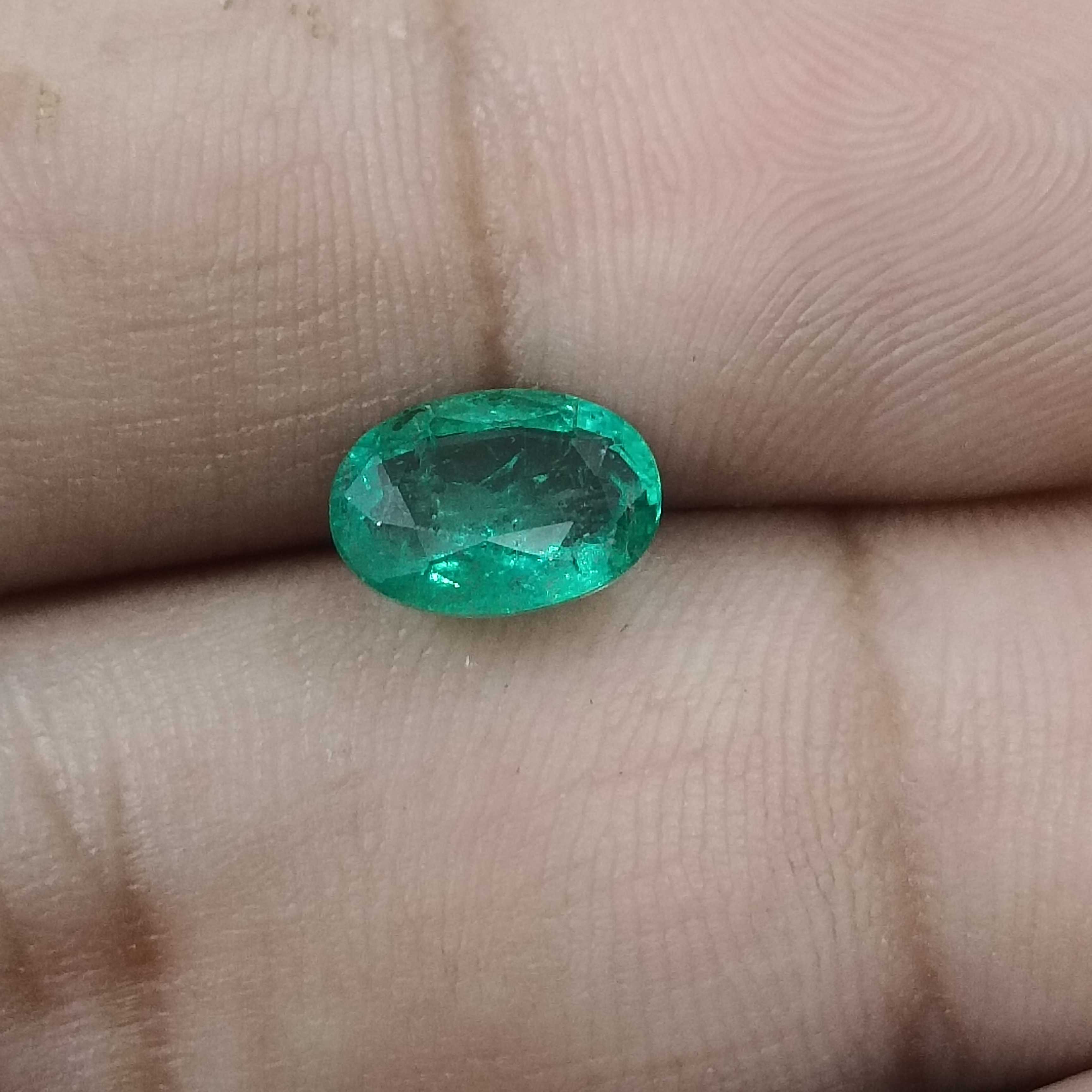 1.71cts GSI medium deep green oval shaped Zambian emerald gem