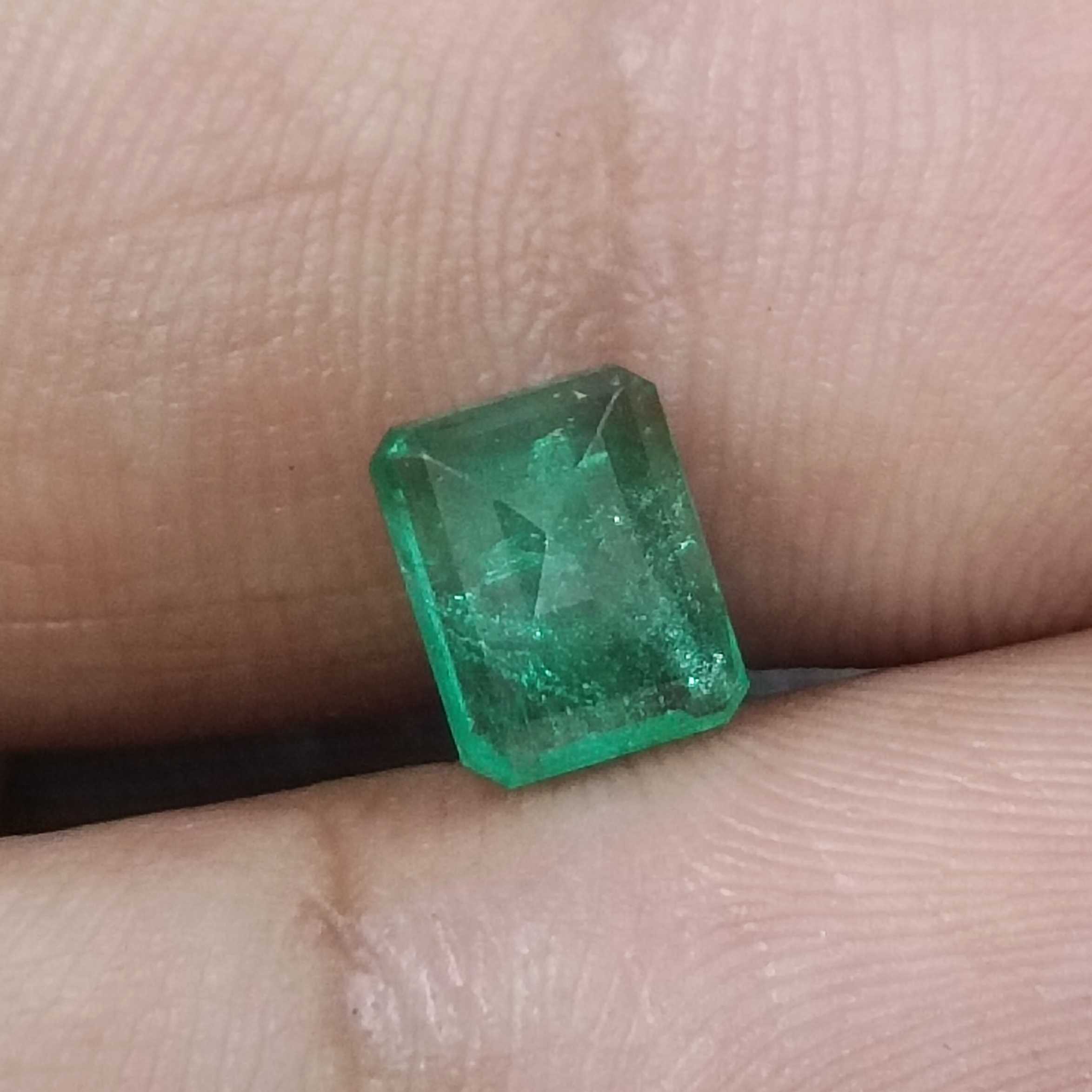 1.32cts certified medium green octagon cut Zambian emerald 