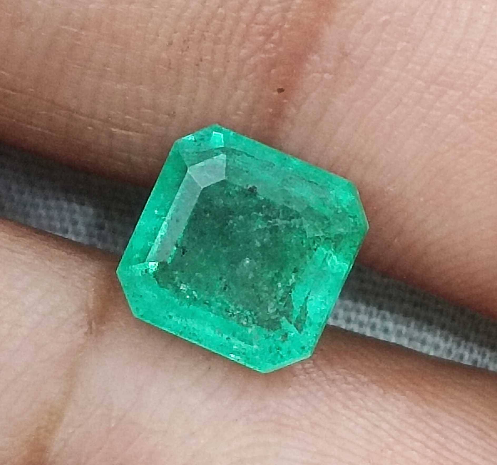 2.80cts GSI certified medium sea green square octagon cut natural emerald stone/