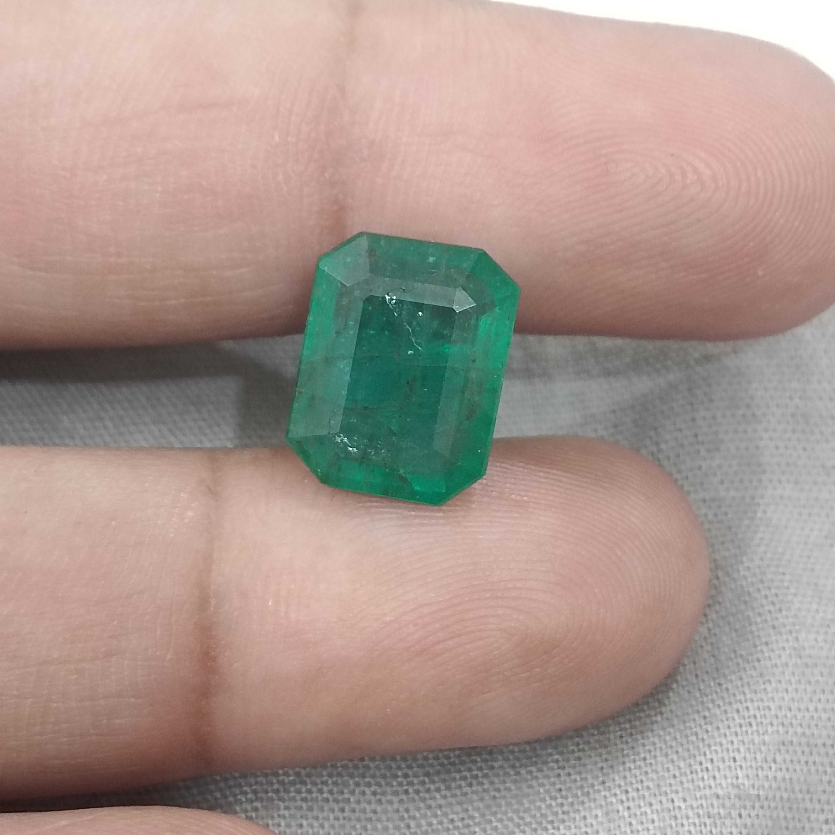 6.62cts deep natural green octagon cut Zambian emerald gemstone 
