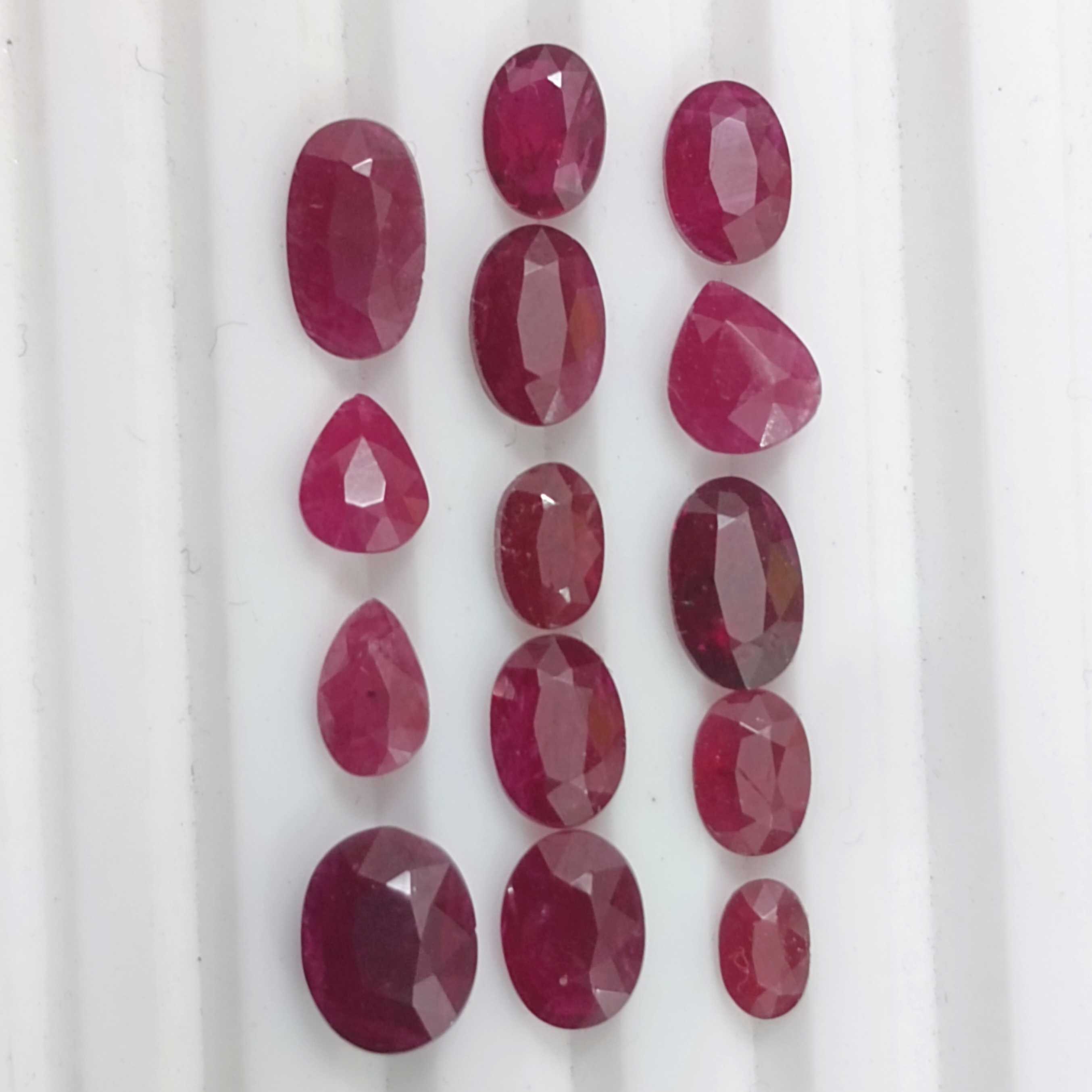 10.7cts natural unheated oval and pear cut ruby gemstone lot /