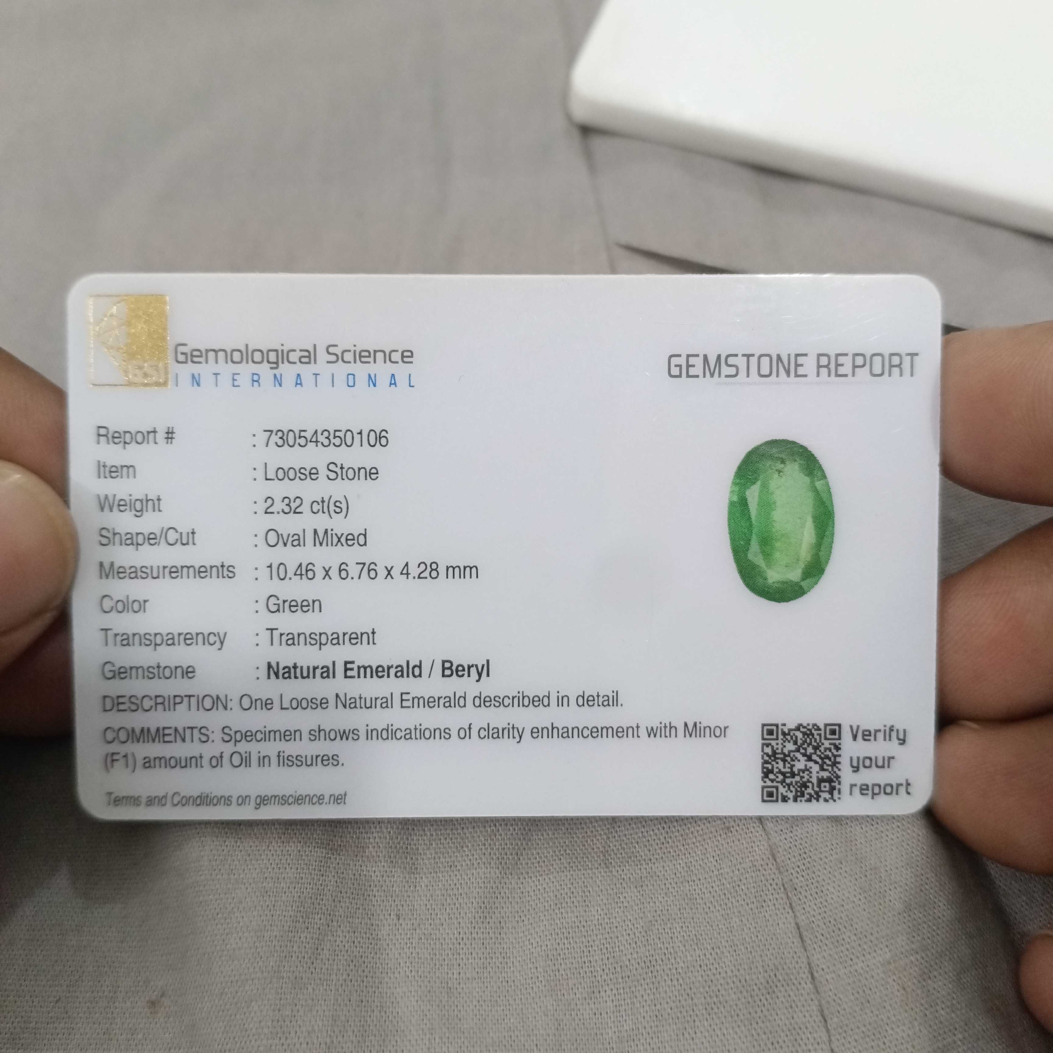 2.32cts GSI certified natural shamrock green Swat oval cut emerald gem