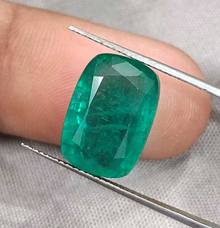9.75ct medium deep green cushion cut loose Zambian emerald stone