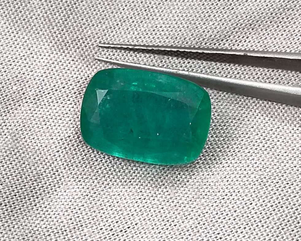 9.75ct medium deep green cushion cut loose Zambian emerald stone