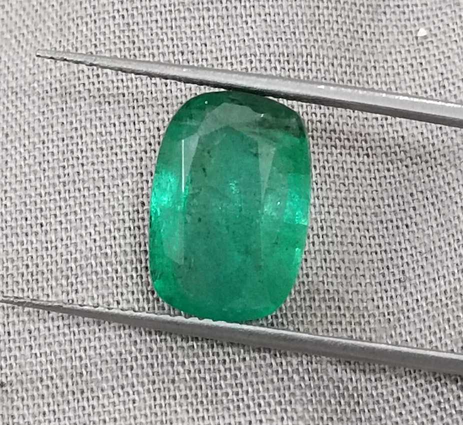 4.87ct medium deep green cushion cut Zambian emerald gem