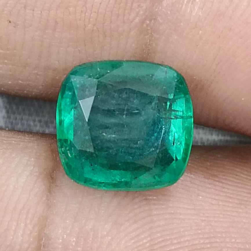 5.87ct Deep green natural Zambian Emerald cushion cut stone/
