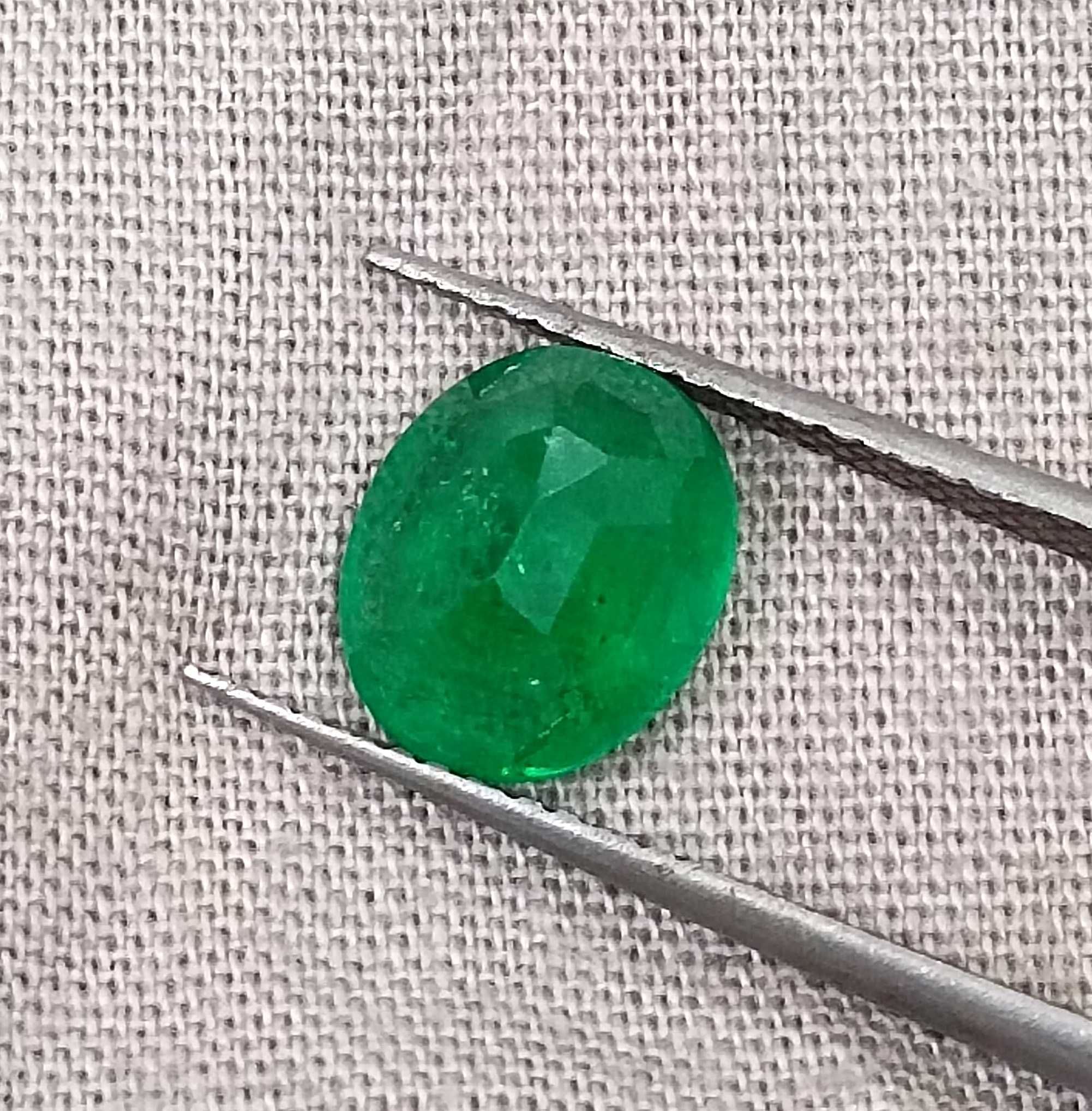 1.95ct Certified deep vivid green Zambian emerald oval cut Loose Stone 
