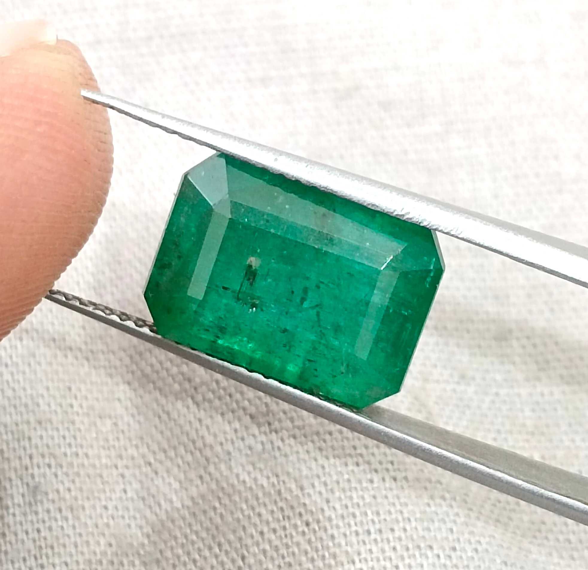 7.75ct GSI certified dark green Zambian emerald octagon cut natural stone