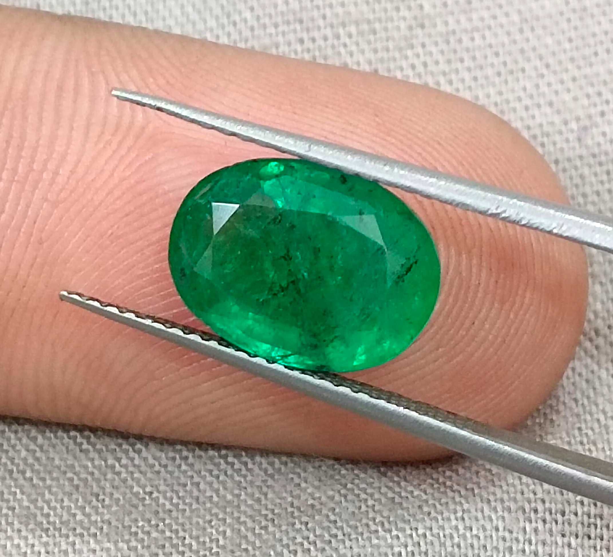3.02ct GSI USA certified alpine green natural oval cut Zambian emerald 