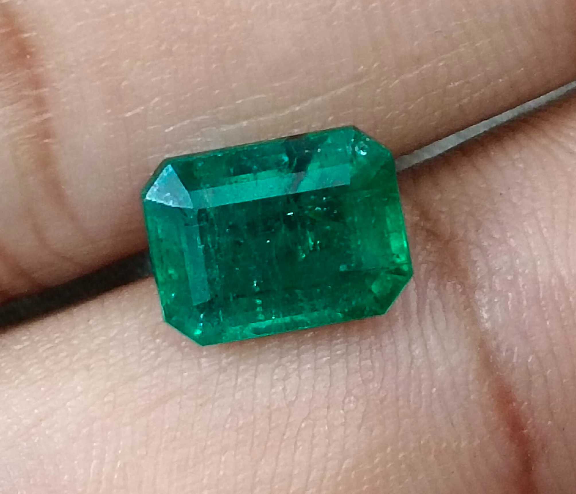 3.31ct GSI certified deep green natural octagon cut Zambian emerald 