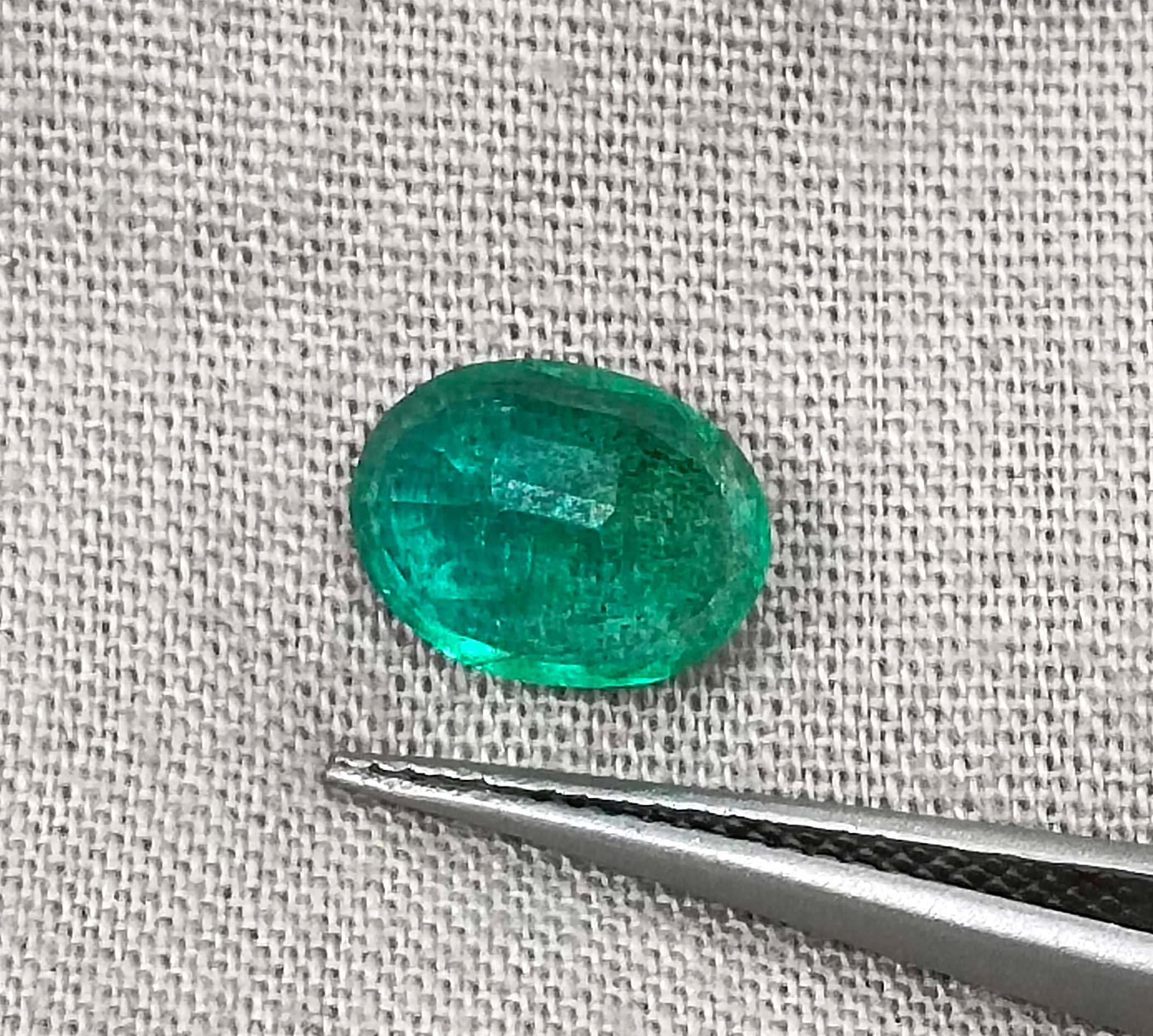 1.92ct GSI USA certified medium deep green oval cut Zambian emerald stone
