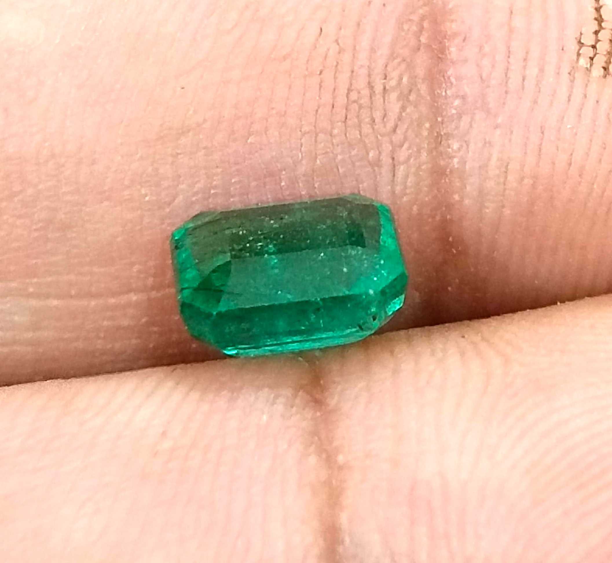 2.15ct GSI USA certified medium green octagon cut Zambian emerald stone 