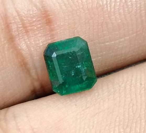 2.22ct Certified dark green octagon cut natural Zambian emerald stone 
