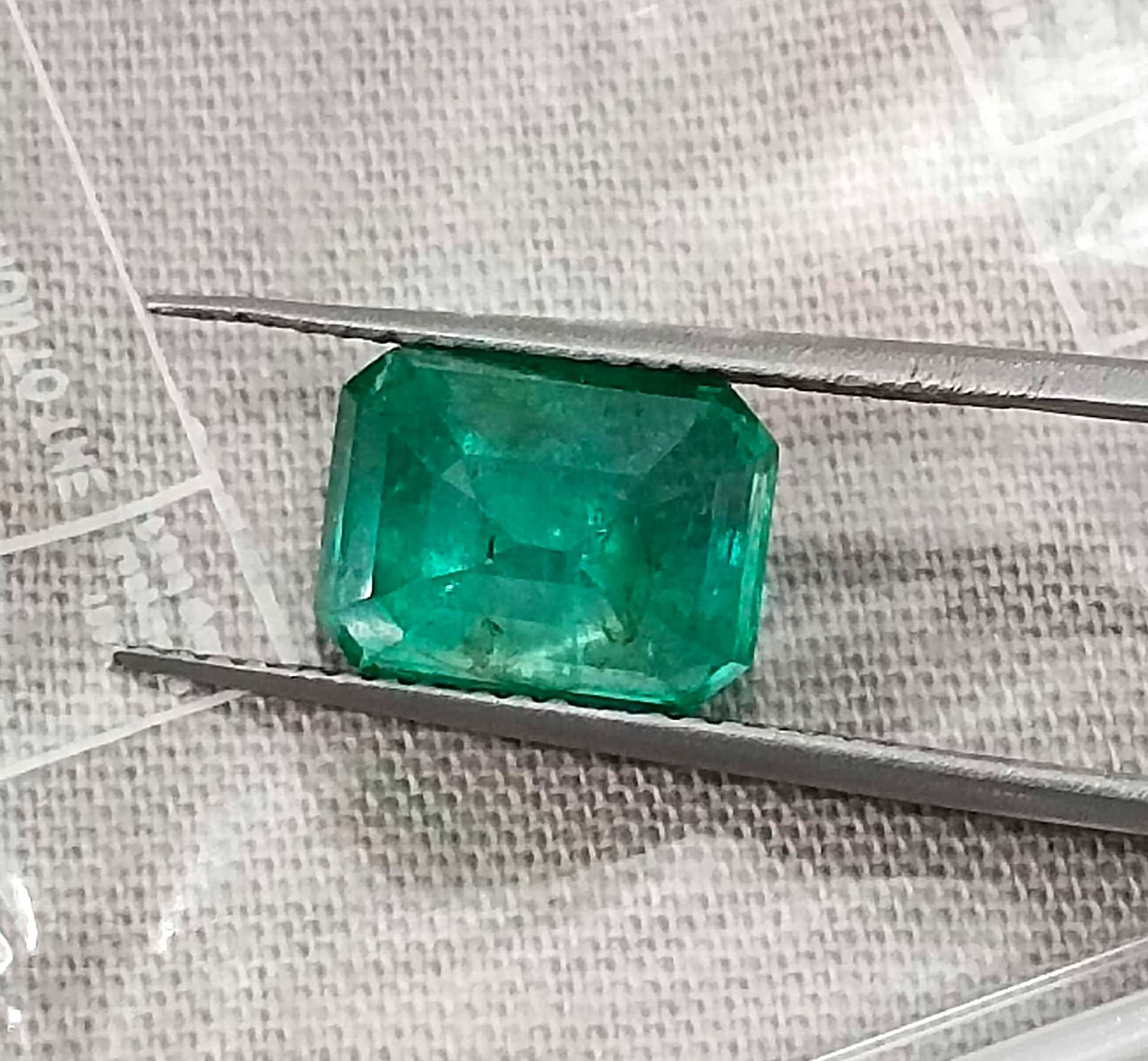 2.85ct GSI certified medium deep green octagon cut Zambian emerald
