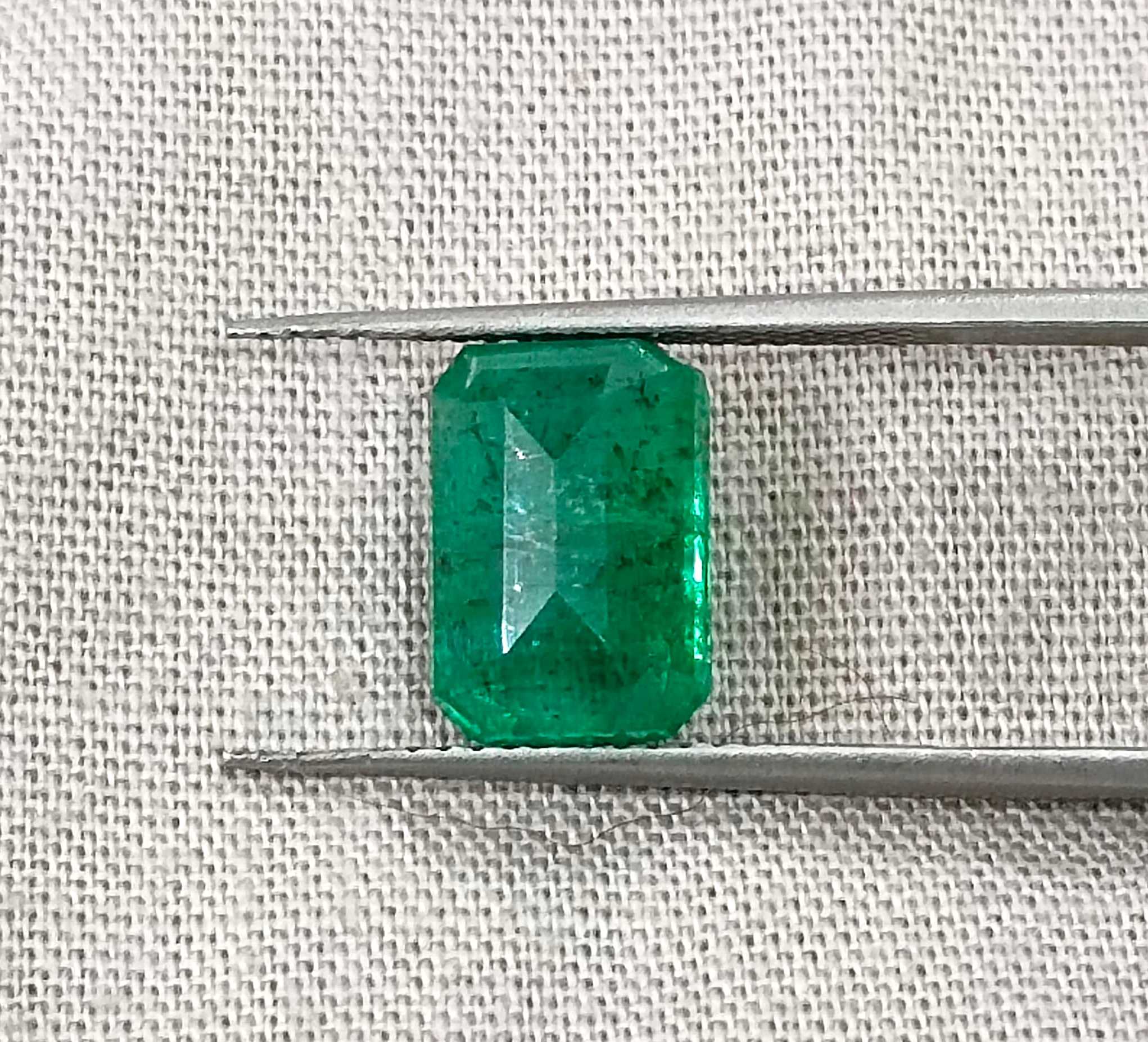 3.20ct Natural certified deep green octagon cut Zambian emerald stone 