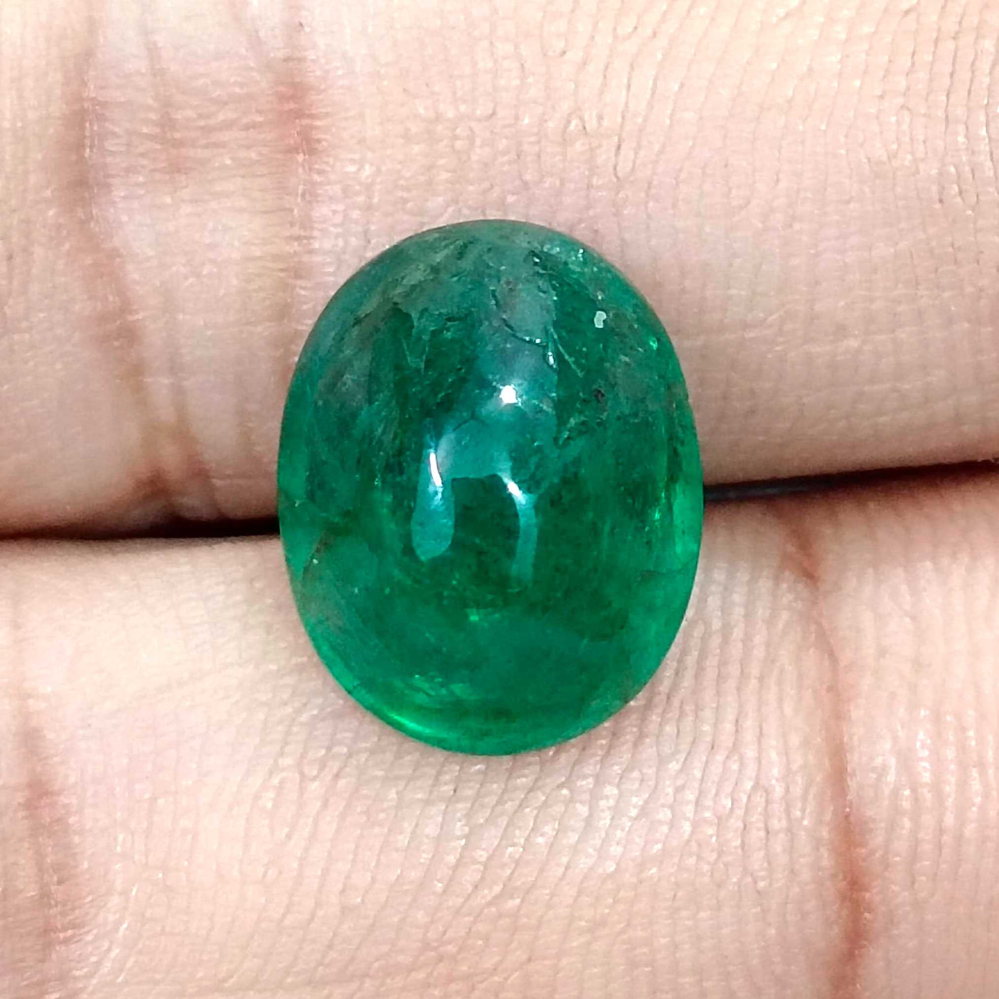 7.15ct Cabochon cut deep vivid green natural Zambian emerald stone /
