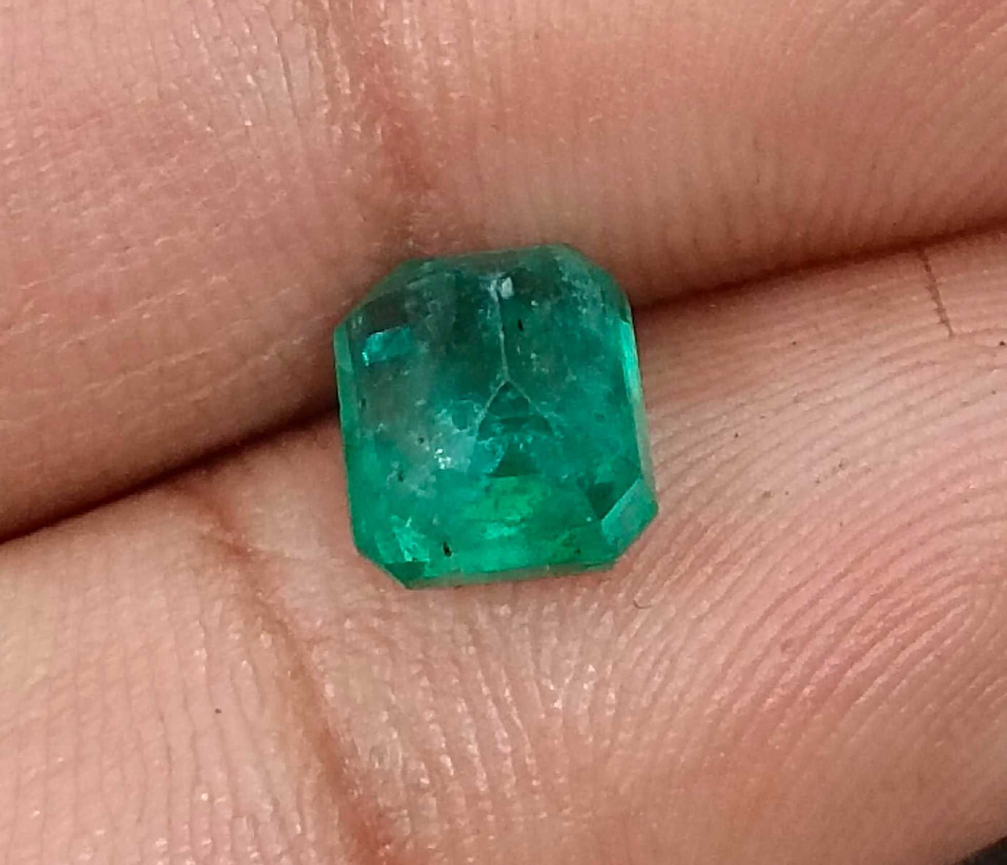 2.15ct Certified Natural Zambian emerald mediumgreen octagon cut stone 
