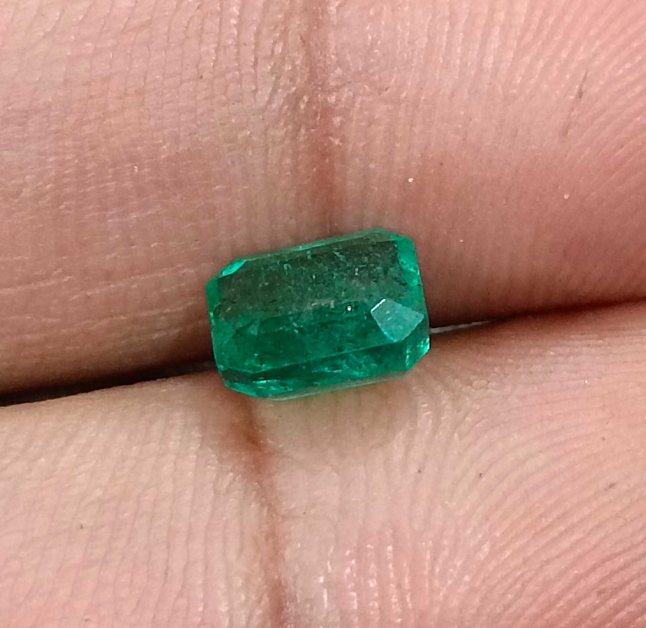 1.57ct Certified medium spring green octagon cut Zambian emerald gemstone 